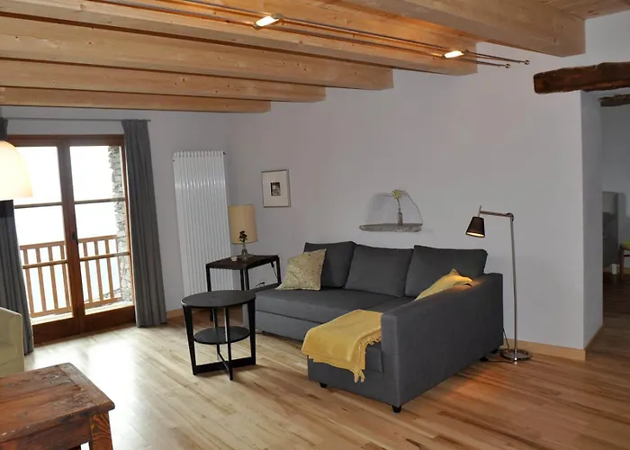 Sole E Fiori Di Erik Gaebler Lägenhet Paschero